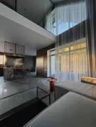 Продаж будинку у мальовничомі місті біля річки в місті фото 11 Продаж будинку у мальовничомі місті біля річки в місті фото 11