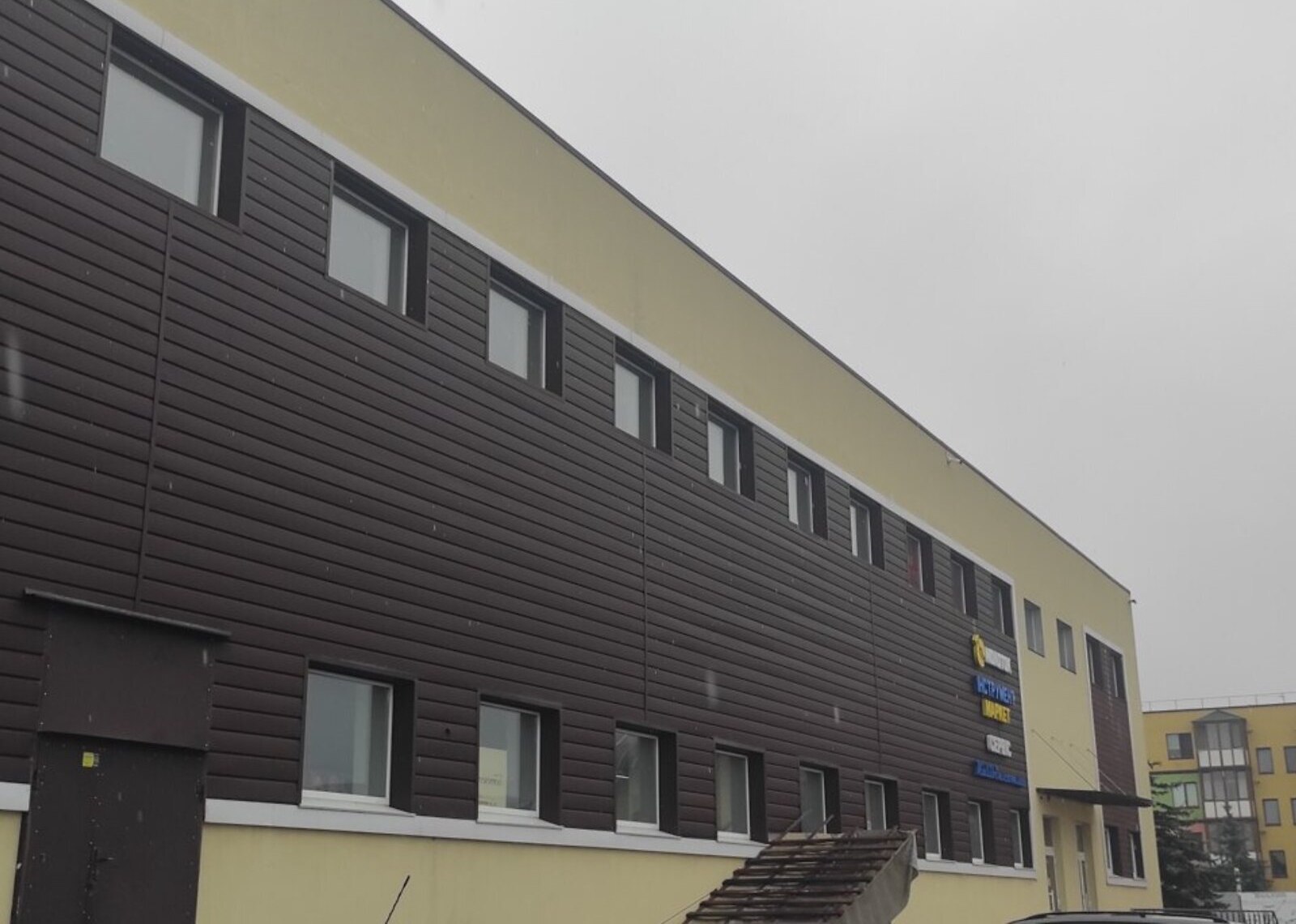 Продаж комерційного приміщення по вул. Данила Нечая фото 1 Продаж комерційного приміщення по вул. Данила Нечая фото 1