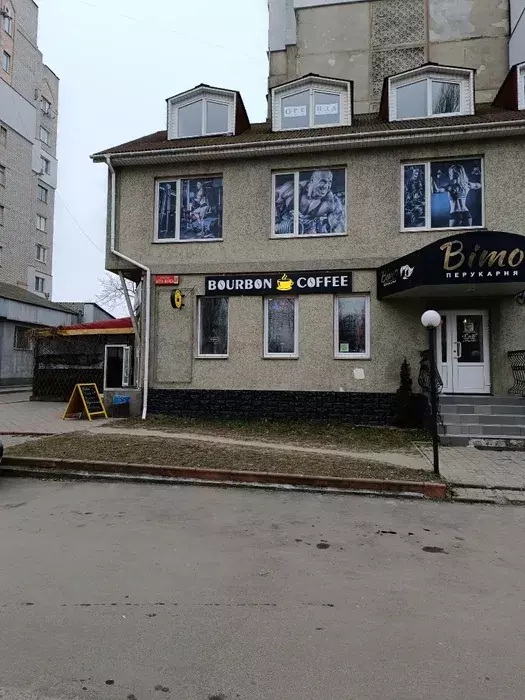Продається окремо стояча будівля комерційного призначення фото 1 Продається окремо стояча будівля комерційного призначення фото 1