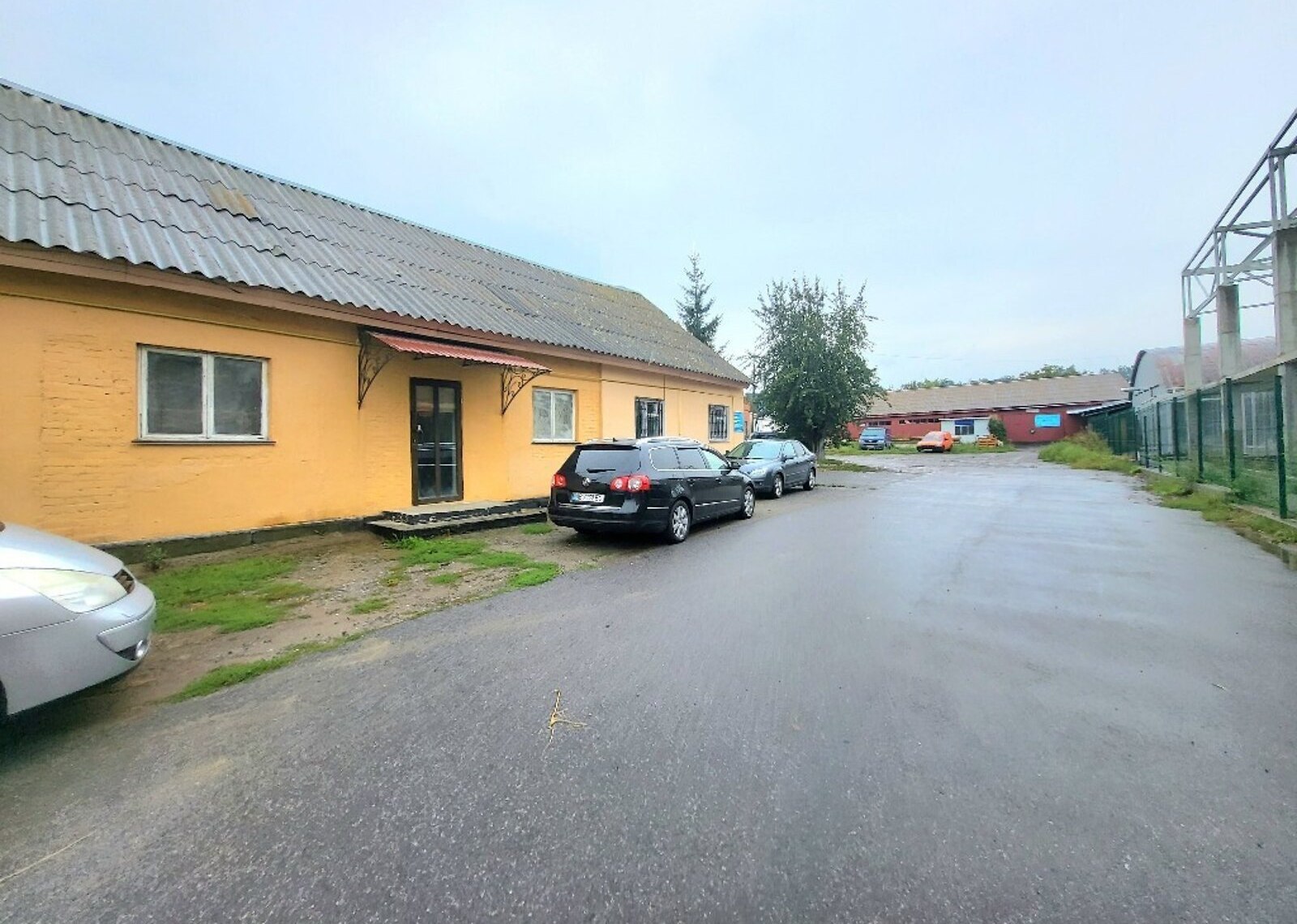 Продаж комерційного приміщення на вул. Ольги Кобилянської, площа 2500 кв.м фото 1 Продаж комерційного приміщення на вул. Ольги Кобилянської, площа 2500 кв.м фото 1