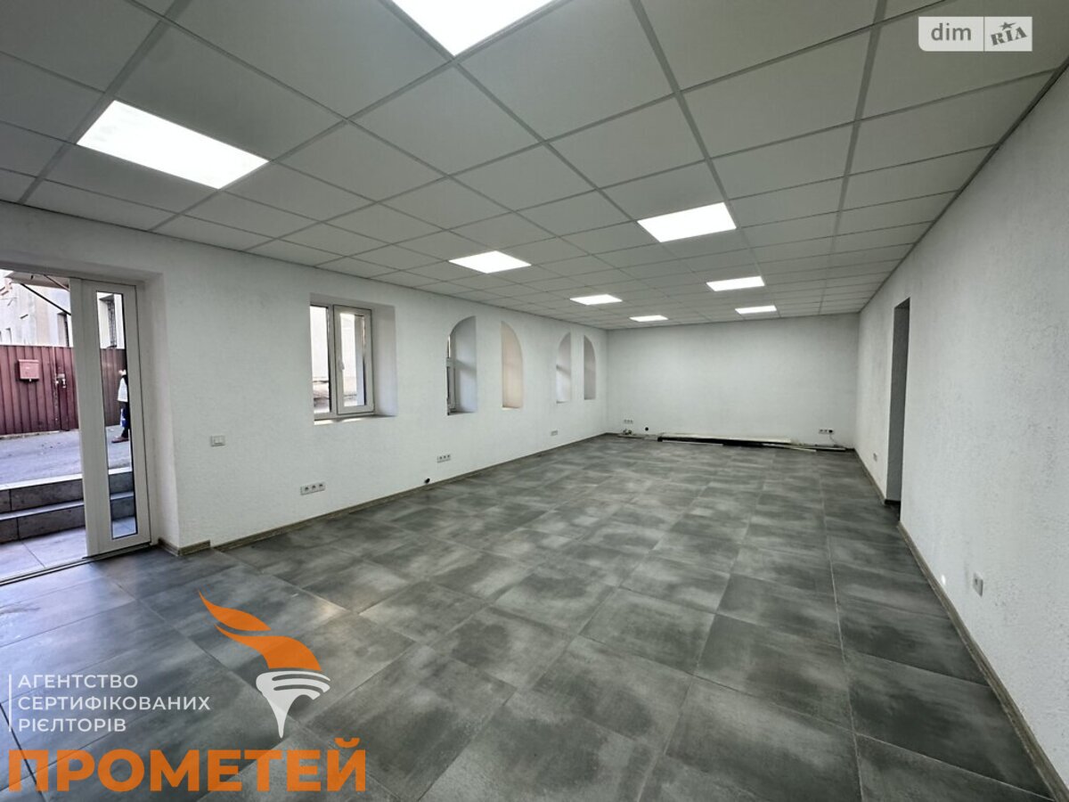 Продаж офісного приміщення 78 кв.м. на 1 поверсі на вул. Архітектора Артинова, двоповерхова будівля фото 1 Продаж офісного приміщення 78 кв.м. на 1 поверсі на вул. Архітектора Артинова, двоповерхова будівля фото 1