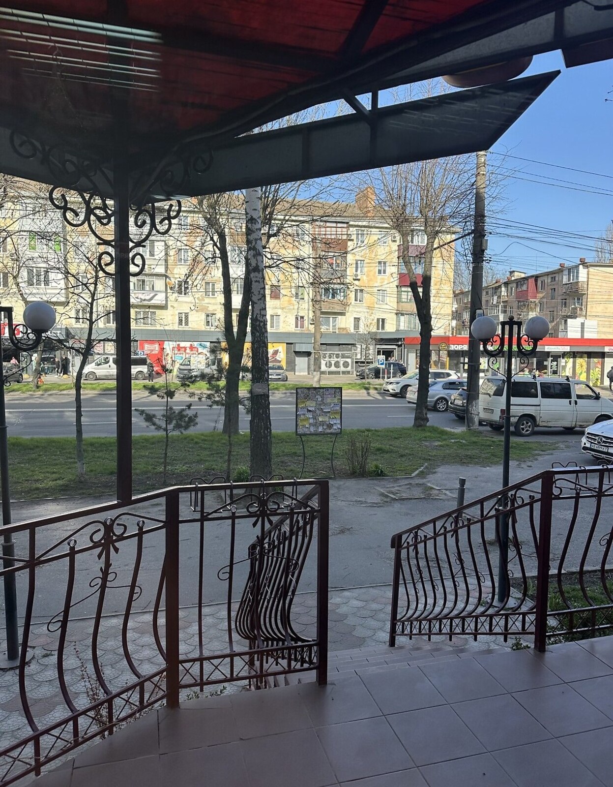 Продаж комерційного приміщення на вул. Київська 51, площа 34 кв.м фото 1 Продаж комерційного приміщення на вул. Київська 51, площа 34 кв.м фото 1