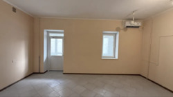 Продаж комерційного приміщення фото 3 Продаж комерційного приміщення фото 3