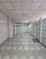 Продаж комерційного приміщення на просп. Юності, площа 420 кв.м фото 24 Продаж комерційного приміщення на просп. Юності, площа 420 кв.м фото 24