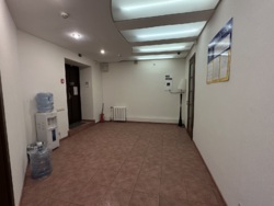 Продаж комерційного приміщення на Ближньому Замості фото 3 Продаж комерційного приміщення на Ближньому Замості фото 3