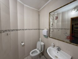    . ,  114 ²  155 000 $  16