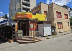 Продаж комерційного приміщення на просп. Юності, площа 420 кв.м фото 1 Продаж комерційного приміщення на просп. Юності, площа 420 кв.м фото 1