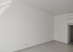 Продаж офісного приміщення 31 кв.м. на 2 поверсі на вул. Матроса Кішки 15, триповерхова будівля фото 2 Продаж офісного приміщення 31 кв.м. на 2 поверсі на вул. Матроса Кішки 15, триповерхова будівля фото 2