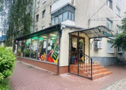 Продаж комерційного приміщення на вул. В’ячеслава Чорновола 14, площа 100 кв.м фото 1 Продаж комерційного приміщення на вул. В’ячеслава Чорновола 14, площа 100 кв.м фото 1