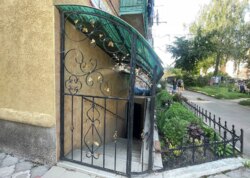 Продаж комерційного приміщення на вул. Замостянська 6, площа 116.4 кв.м фото 2 Продаж комерційного приміщення на вул. Замостянська 6, площа 116.4 кв.м фото 2