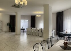 Продаж спеціального приміщення на вул. Соборна 4, площа 858 кв.м фото 8 Продаж спеціального приміщення на вул. Соборна 4, площа 858 кв.м фото 8