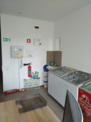 Продам помещение в нежилом фонде под магазин, салон или офис. фото 3 Продам помещение в нежилом фонде под магазин, салон или офис. фото 3