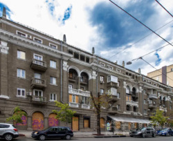 Продам магазин в бутіковій зоні на Сумській. Центр. 126 кв. фото 14 Продам магазин в бутіковій зоні на Сумській. Центр. 126 кв. фото 14