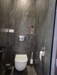 1722 VIP-      11