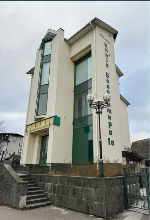 Сучасна будівля в центрі Білої Церкви по 650$/м2 фото 1 Сучасна будівля в центрі Білої Церкви по 650$/м2 фото 1