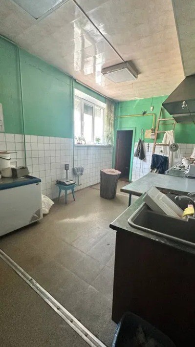 Продам приміщення 170м2 для бізнесу ТЕРМІНОВО фото 1 Продам приміщення 170м2 для бізнесу ТЕРМІНОВО фото 1