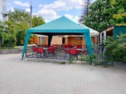 Продам 3 -пов.нежитлову будівлю S=773кв.м. на Таращанському м-ві. фото 5 Продам 3 -пов.нежитлову будівлю S=773кв.м. на Таращанському м-ві. фото 5