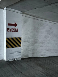 Паркомісце у наземному багатоповерховому паркінгу район Вузівського