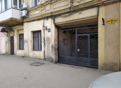 Фасадне приміщення в центрі Одесі на вул.Ольгіївська фото 1 Фасадне приміщення в центрі Одесі на вул.Ольгіївська фото 1