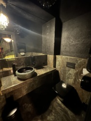   'Elegant club'      10