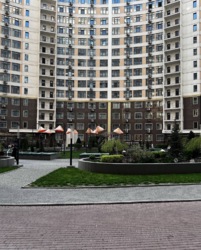 Комерційне підвальне приміщення на Каманіна