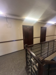 Окрема будівля в центрі міста 594 м2 фото 10 Окрема будівля в центрі міста 594 м2 фото 10