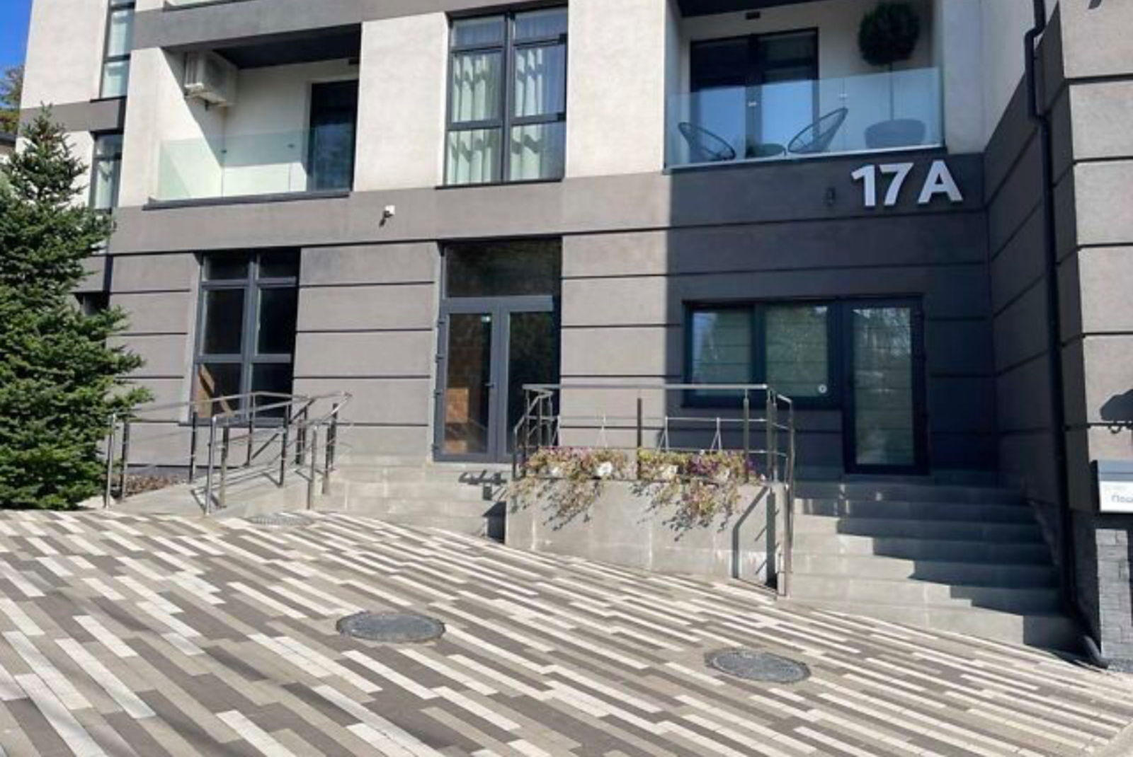 Комерційне приміщення фото 1 Комерційне приміщення фото 1