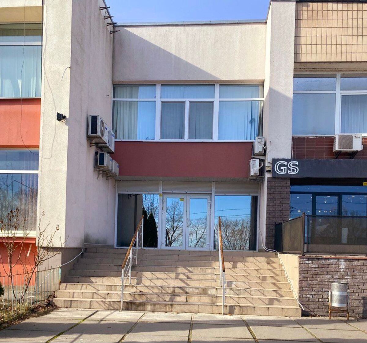 Продаж комерційної нерухомості ст.м Героїв Дніпра фото 1 Продаж комерційної нерухомості ст.м Героїв Дніпра фото 1