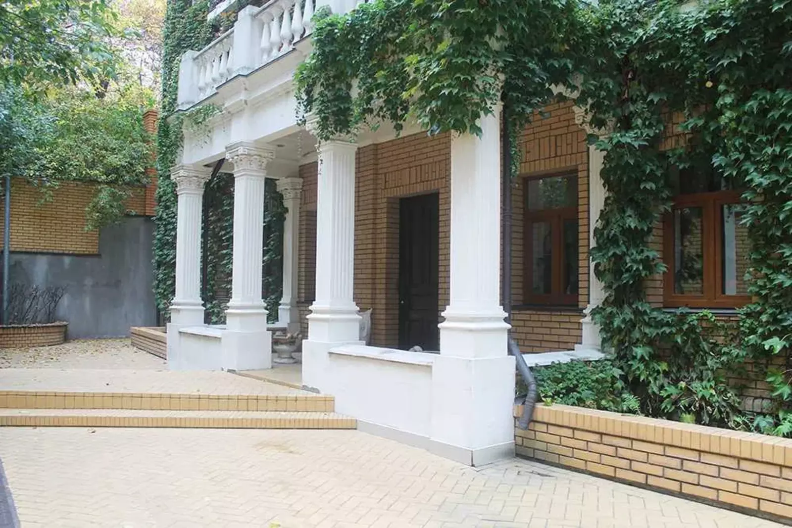 продаж окремої будівлі фото 1 продаж окремої будівлі фото 1