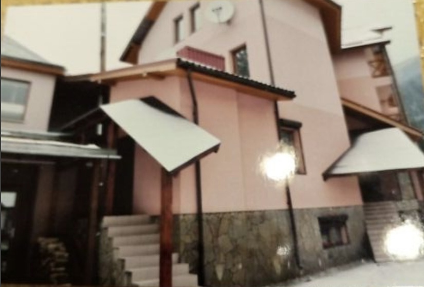 Продаж комерційного приміщення на вул. Незалежності 25, площа 1200 кв. м фото 1 Продаж комерційного приміщення на вул. Незалежності 25, площа 1200 кв. м фото 1