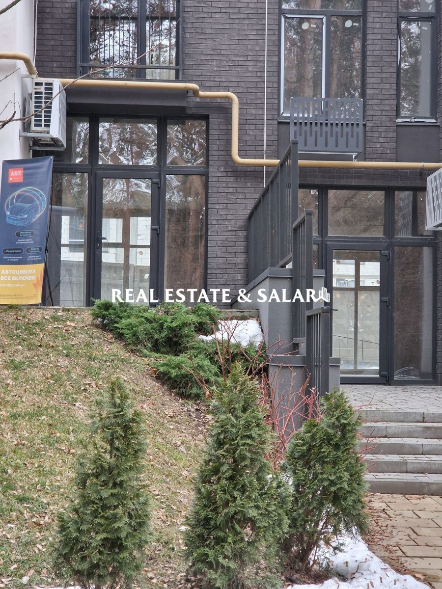 Продаж комерційного приміщення в ЖК Forest Park фото 1 Продаж комерційного приміщення в ЖК Forest Park фото 1