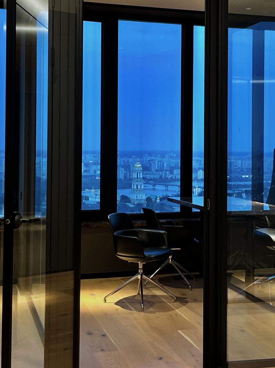 Продається об'єкт Київ, Печерський, Кловський узвіз, 7, м. Арсенальна фото 1 Продається об'єкт Київ, Печерський, Кловський узвіз, 7, м. Арсенальна фото 1