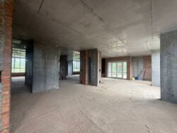 Продам фасадне нежитлове приміщення (тогову площу) 936м2 на 1 поверсі в Житловому комплексі, село Крюківщина фото 5 Продам фасадне нежитлове приміщення (тогову площу) 936м2 на 1 поверсі в Житловому комплексі, село Крюківщина фото 5