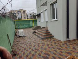 Комплекс із 5 будівель загальною площею 1903 м², смт.Коцюбинське фото 3 Комплекс із 5 будівель загальною площею 1903 м², смт.Коцюбинське фото 3