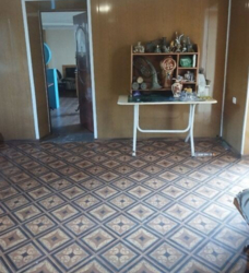    䳳,    1,  7000 .   12