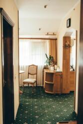 Продаж ресторанно готельного комлекса фото 19 Продаж ресторанно готельного комлекса фото 19