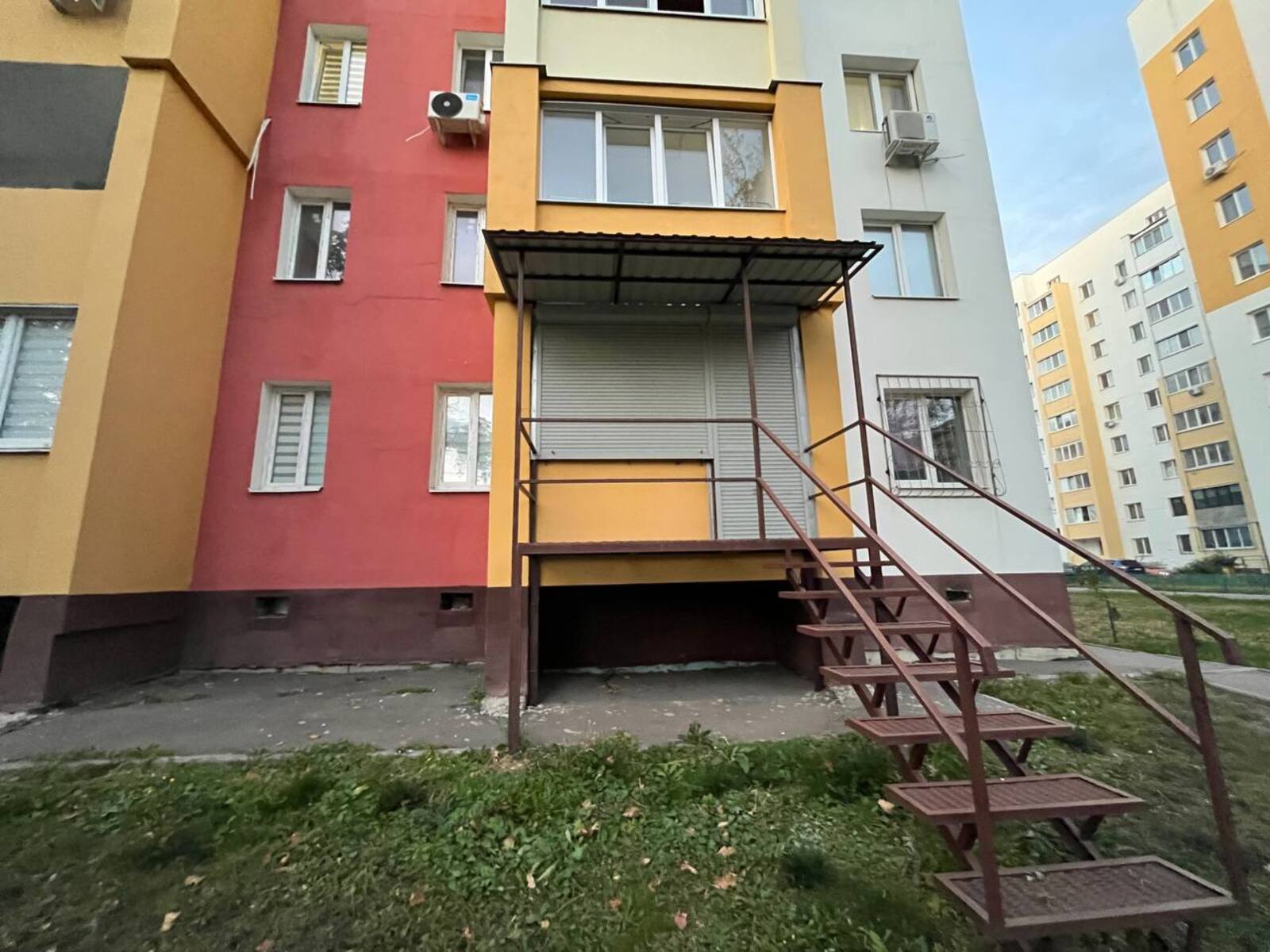 Продаж приміщення 45м2/ ХТЗ/ ЖК Мира 2 фото 1 Продаж приміщення 45м2/ ХТЗ/ ЖК Мира 2 фото 1