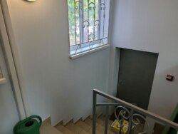 ������ ��������� 109.7 �2 / 1 ������ / ��-�� ����� / �. ������� ���� 9
