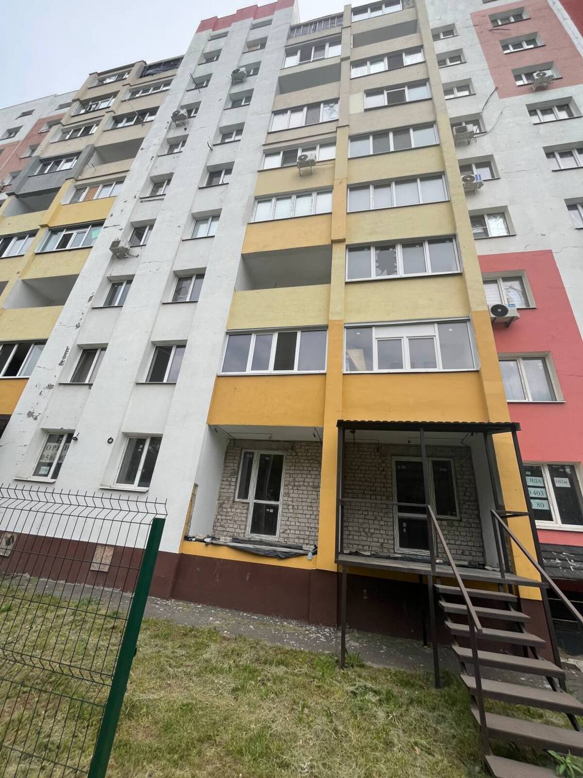 Продаж приміщення 103м2/ Червона лінія/ м. Тракторний завод фото 1 Продаж приміщення 103м2/ Червона лінія/ м. Тракторний завод фото 1