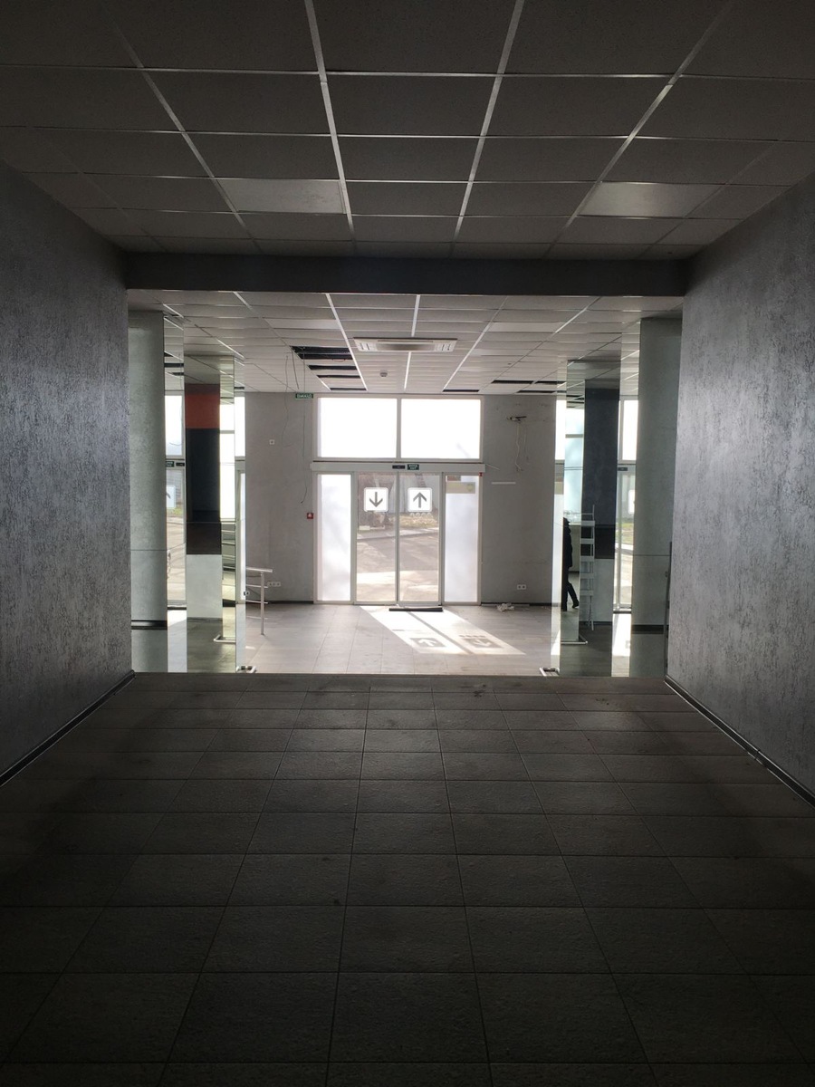 Помещение свободной площади, под любой вид деятельности! отдельный вход,фасад. фото 1 Помещение свободной площади, под любой вид деятельности! отдельный вход,фасад. фото 1