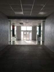 Помещение свободной площади, под любой вид деятельности! отдельный вход,фасад. фото 1 Помещение свободной площади, под любой вид деятельности! отдельный вход,фасад. фото 1