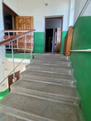  ' , ,   10