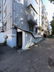 Продаж приміщення кафе на Валу з орендарем фото 10 Продаж приміщення кафе на Валу з орендарем фото 10