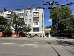 Продаж приміщення кафе на Валу з орендарем фото 5 Продаж приміщення кафе на Валу з орендарем фото 5