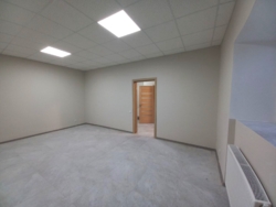 Продам комерційне приміщення з новим ремонтом – пр.Миру фото 8 Продам комерційне приміщення з новим ремонтом – пр.Миру фото 8