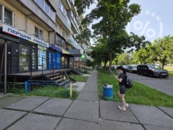 Продаж фасадного приміщення 20 м² з орендарем Ломбард, Архіпенка 4 фото 6 Продаж фасадного приміщення 20 м² з орендарем Ломбард, Архіпенка 4 фото 6