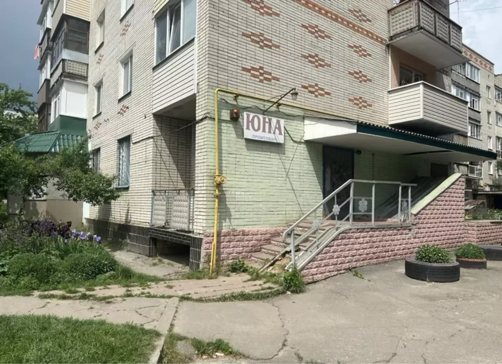 Продается объект Сумская, Сумы, Заречный, Нахімова, 21 фото 1 Продается объект Сумская, Сумы, Заречный, Нахімова, 21 фото 1