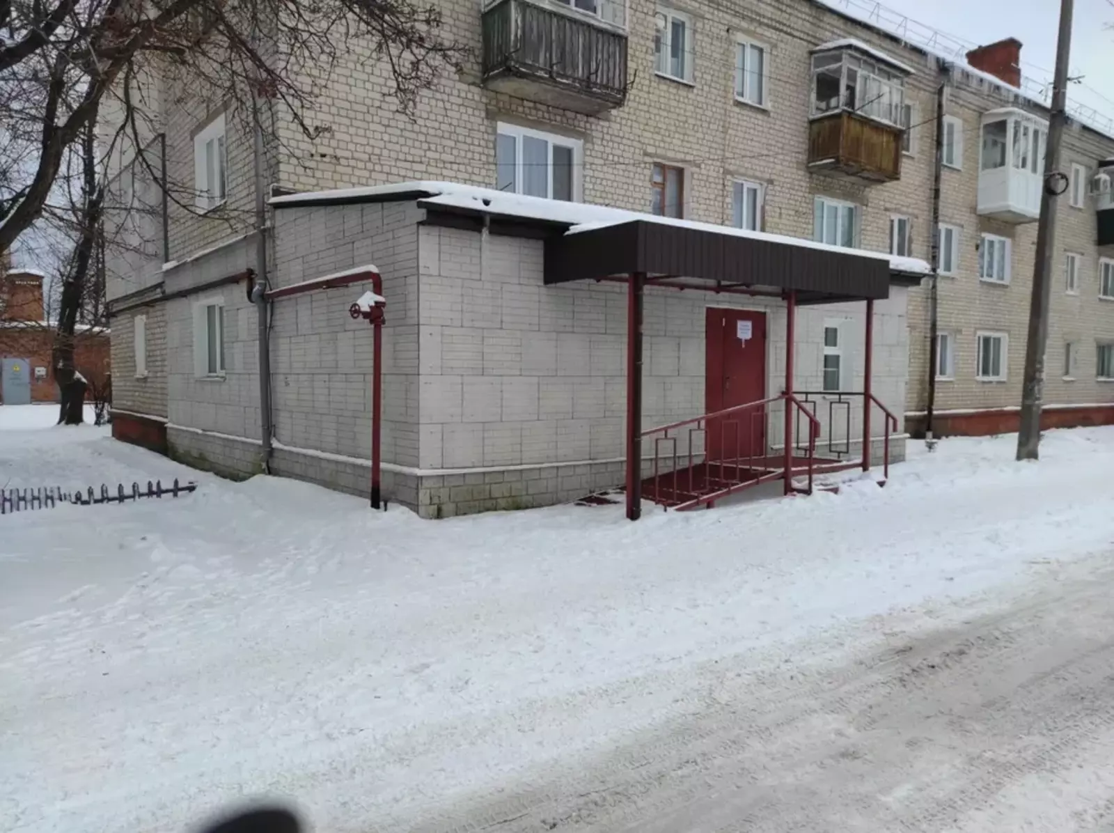 Продается объект Сумская, Шосткинский, Шостка, Прорізна вул, 4/27 фото 1 Продается объект Сумская, Шосткинский, Шостка, Прорізна вул, 4/27 фото 1