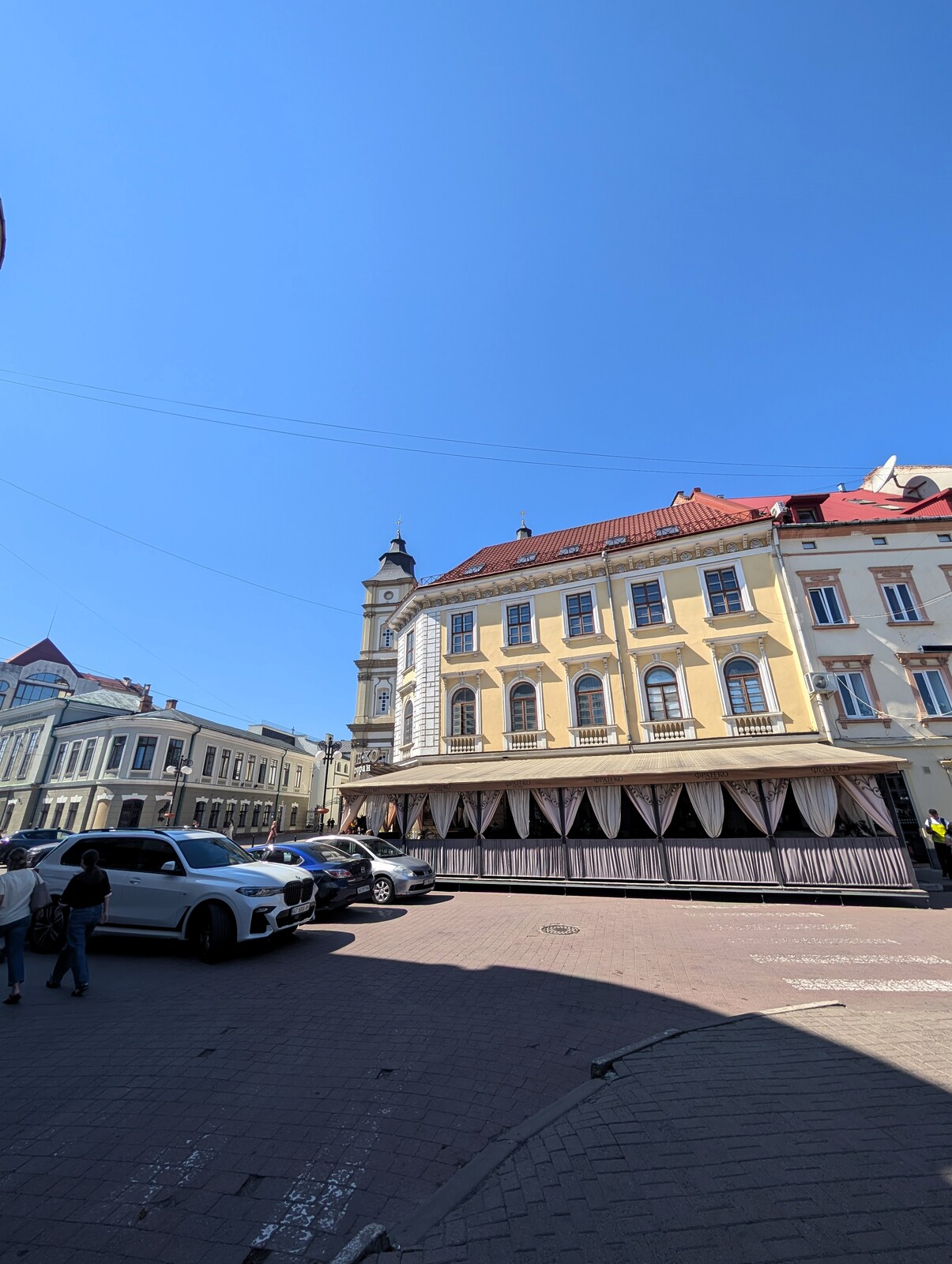 Продається об'єкт Івано-Франківська, Івано-Франківськ, Центр, Галицька вул., 11 фото 1 Продається об'єкт Івано-Франківська, Івано-Франківськ, Центр, Галицька вул., 11 фото 1