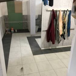  ' -, ,    18